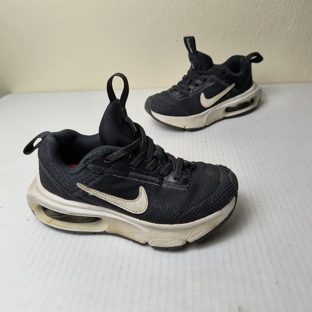 Nike Air Max Intrlk Lite Ps 11 Toddler Boy/11C Black and White Sneakers